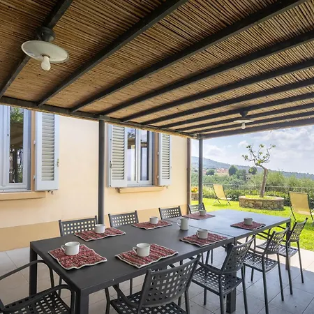 Borgo Degli Ulivi By Vacavilla * Lamporecchio