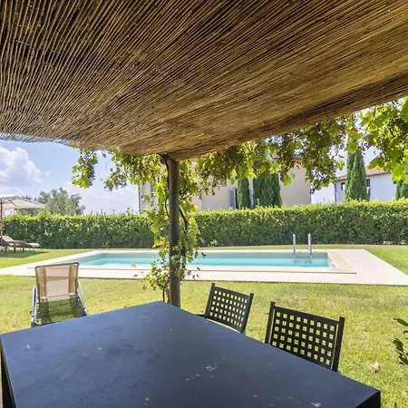Villa Borgo Degli Ulivi By Vacavilla