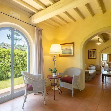 Borgo Degli Ulivi By Vacavilla
