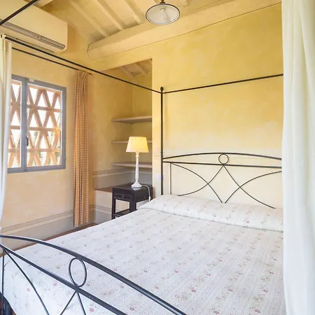 Borgo Degli Ulivi By Vacavilla Villa